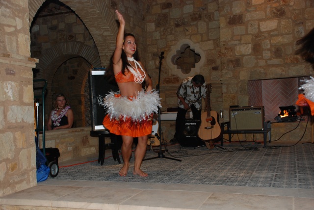 2009-05-23-ESCONDIDO LUAU KYLA VALE 14.jpg